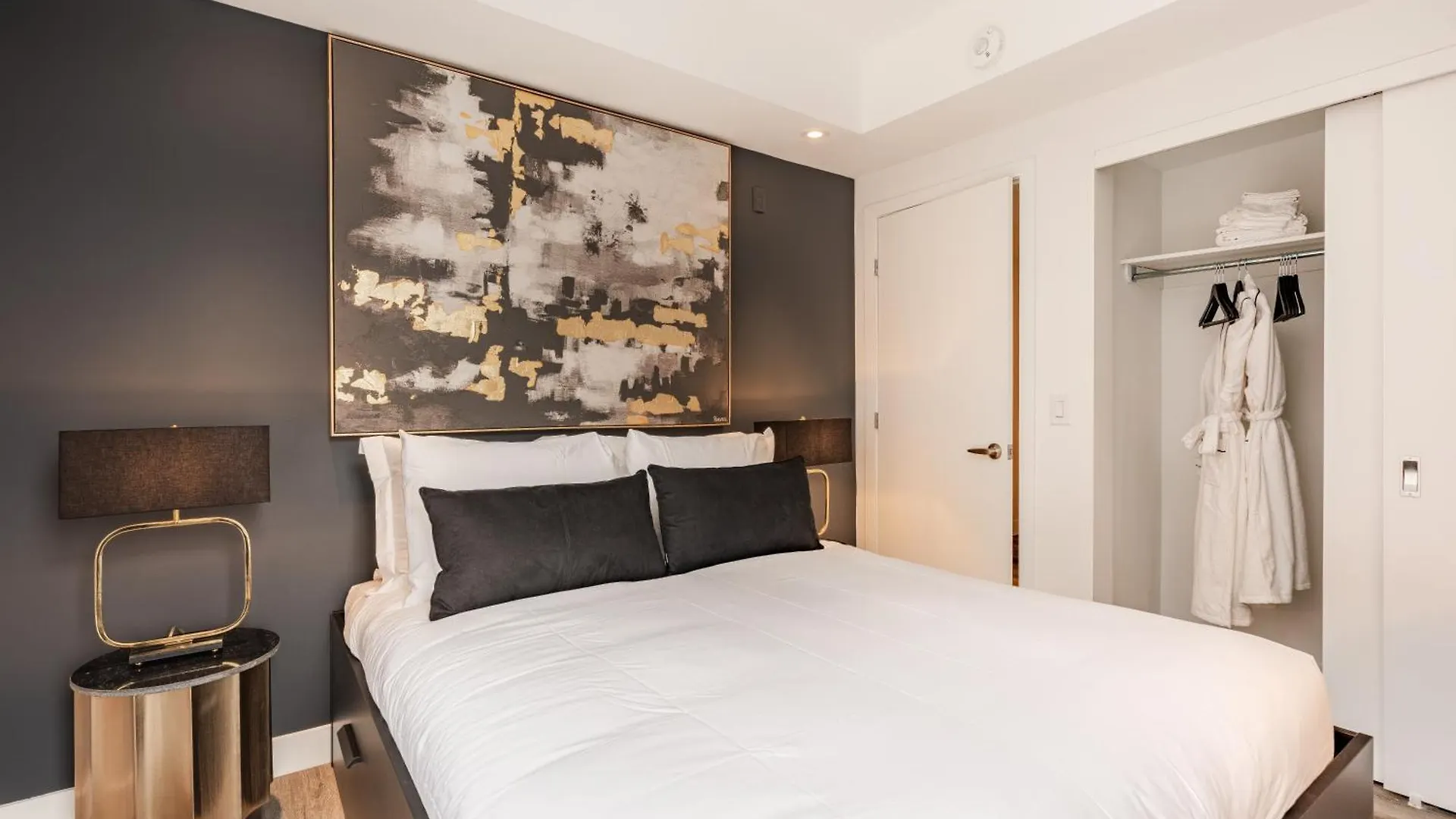 Aparthotel Westview Luxury Suites Ottawa
