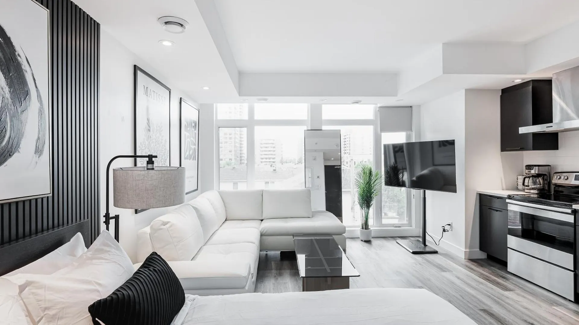 Westview Luxury Suites Ottawa Canada