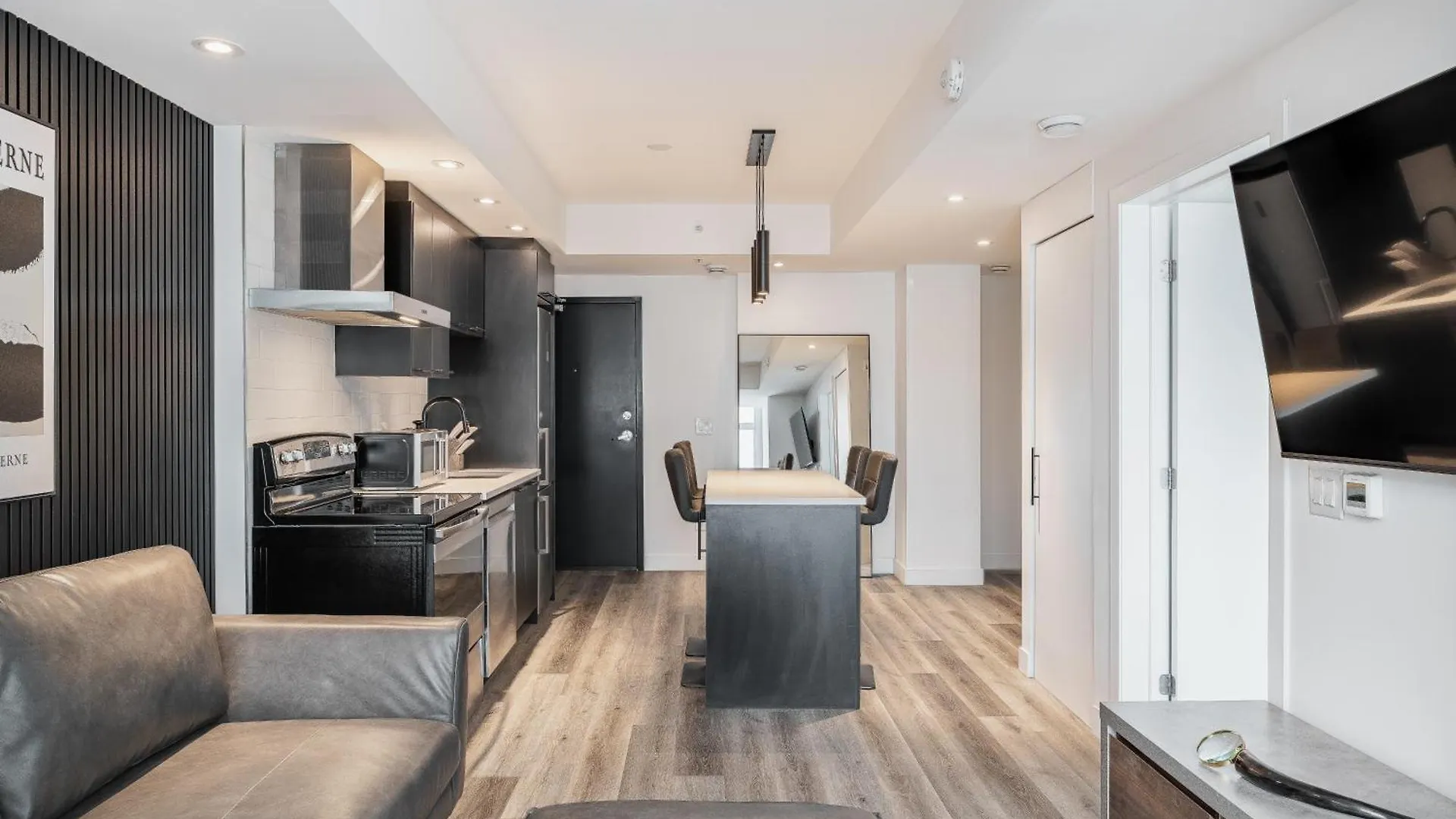 Westview Luxury Suites Ottawa
