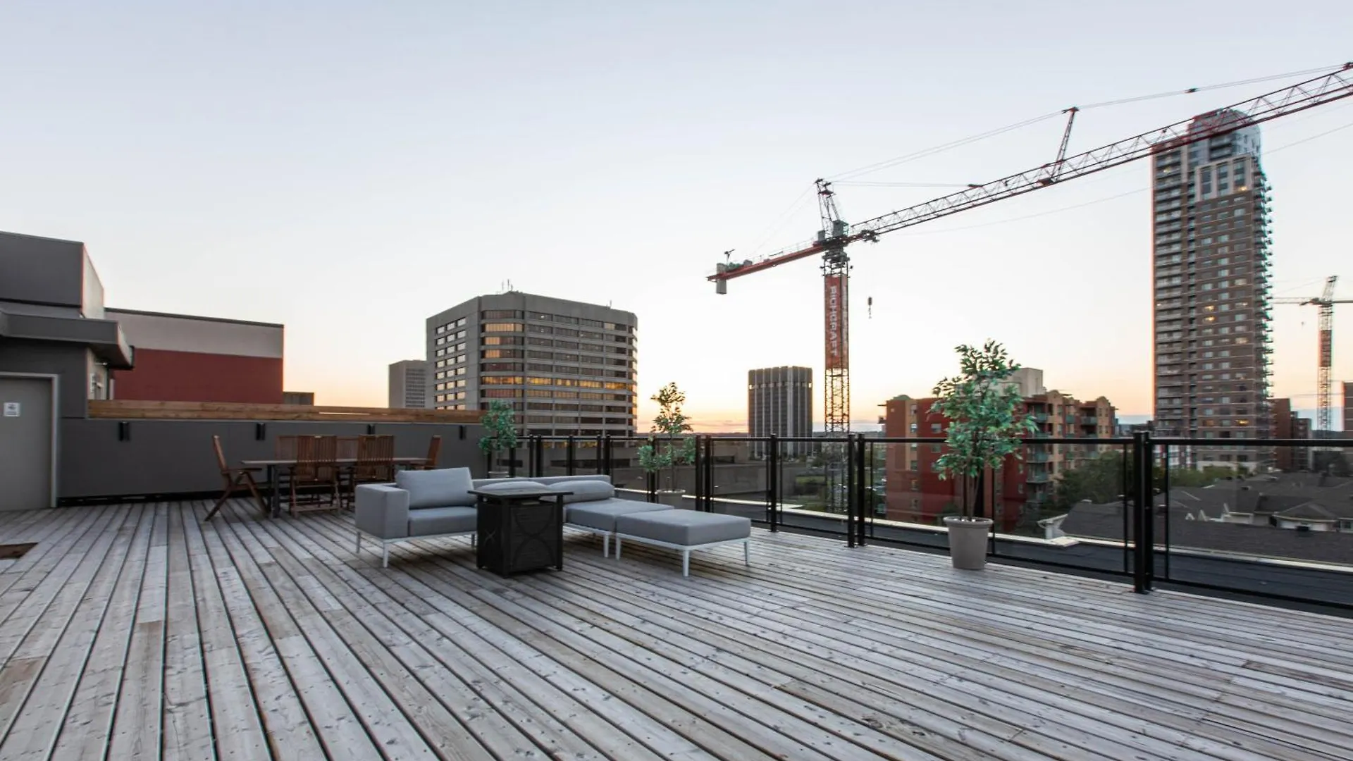 Westview Luxury Suites Ottawa