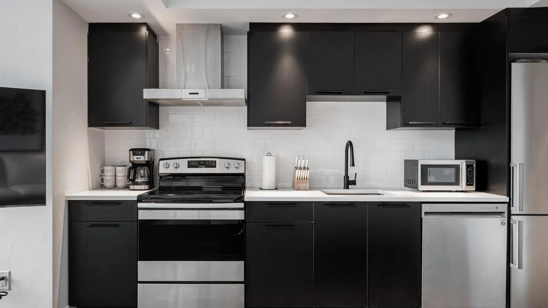 Aparthotel Westview Luxury Suites Ottawa Canada