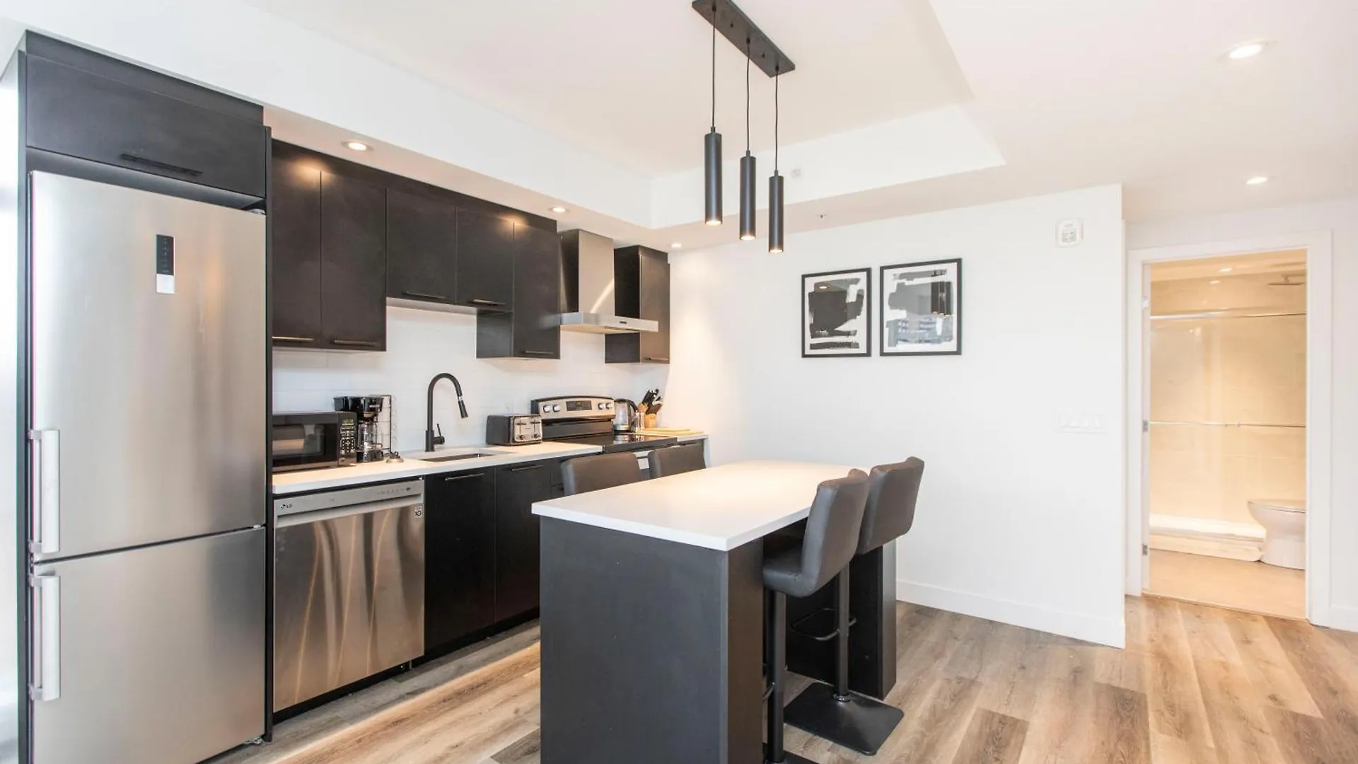 Westview Luxury Suites Ottawa Canada