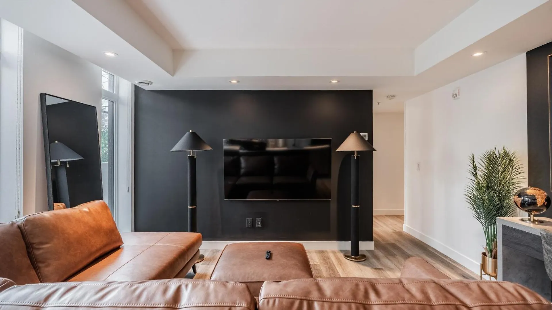 Hotel apartamentowy Westview Luxury Suites Ottawa