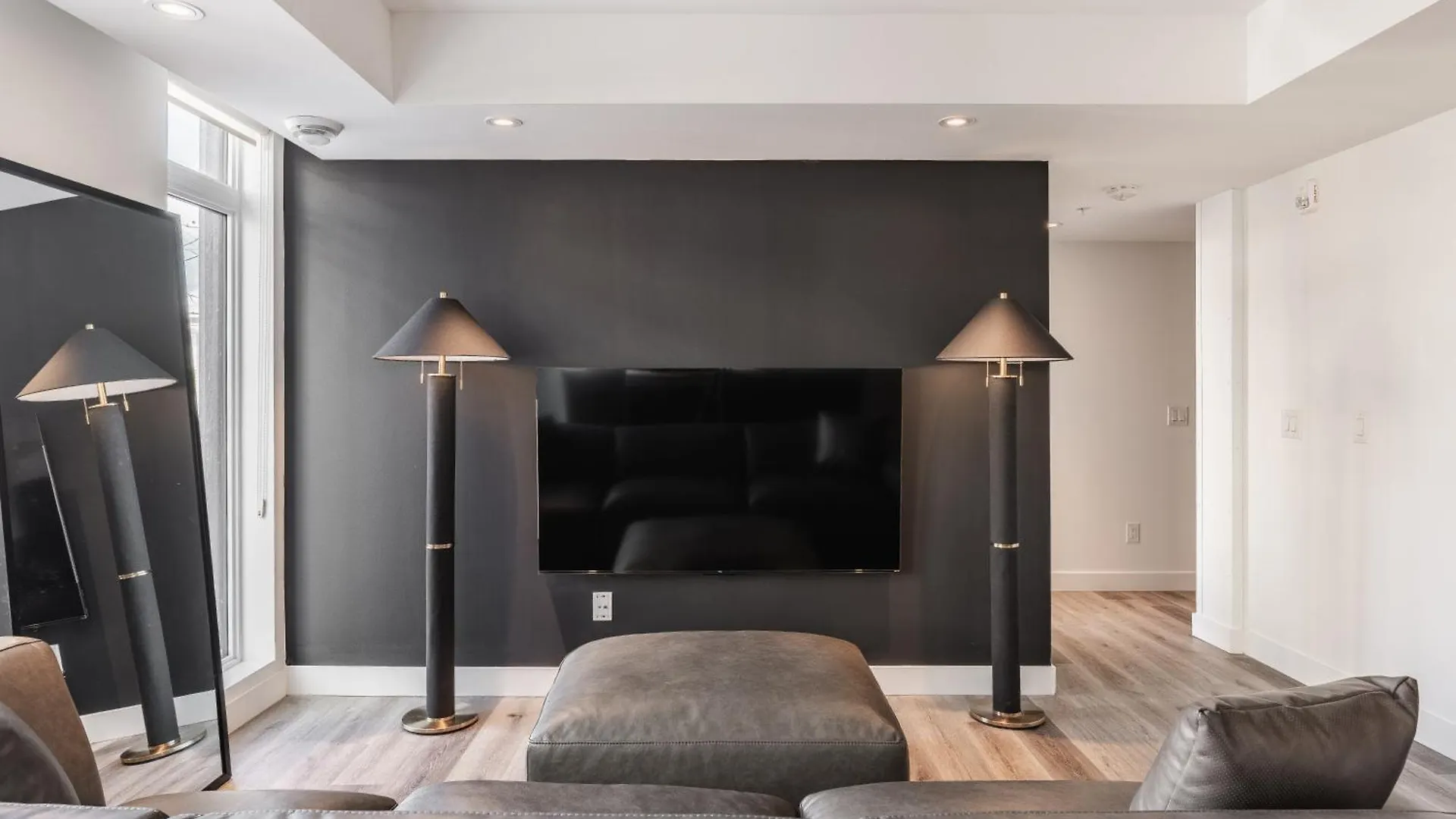 Hotel apartamentowy Westview Luxury Suites Ottawa Kanada